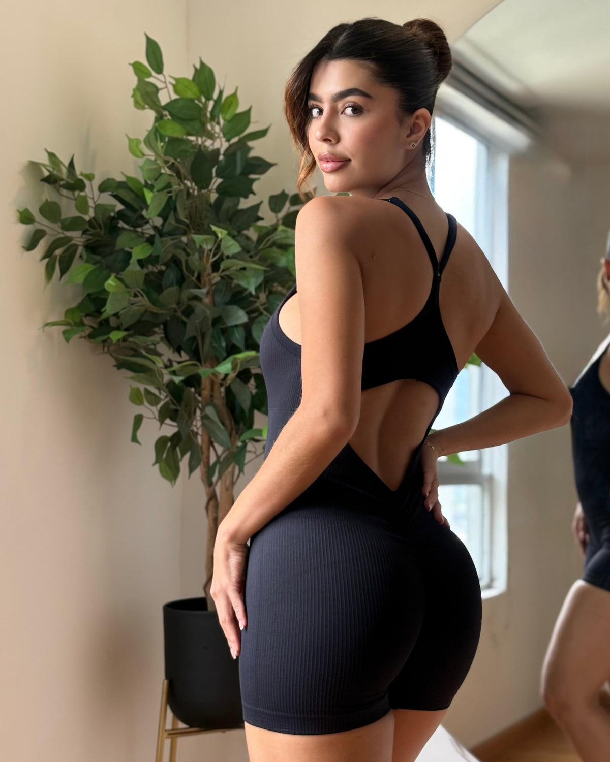Enterizo Bella - color Negro - corto - vista 2 - LP Activewear