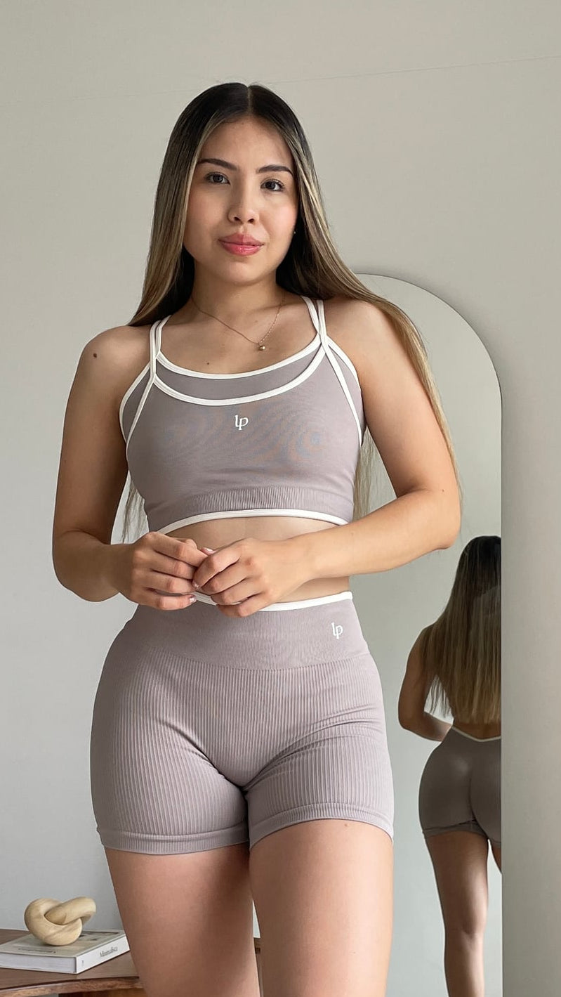 Set Lucia - color Gris - vista 2 - LP Activewear
