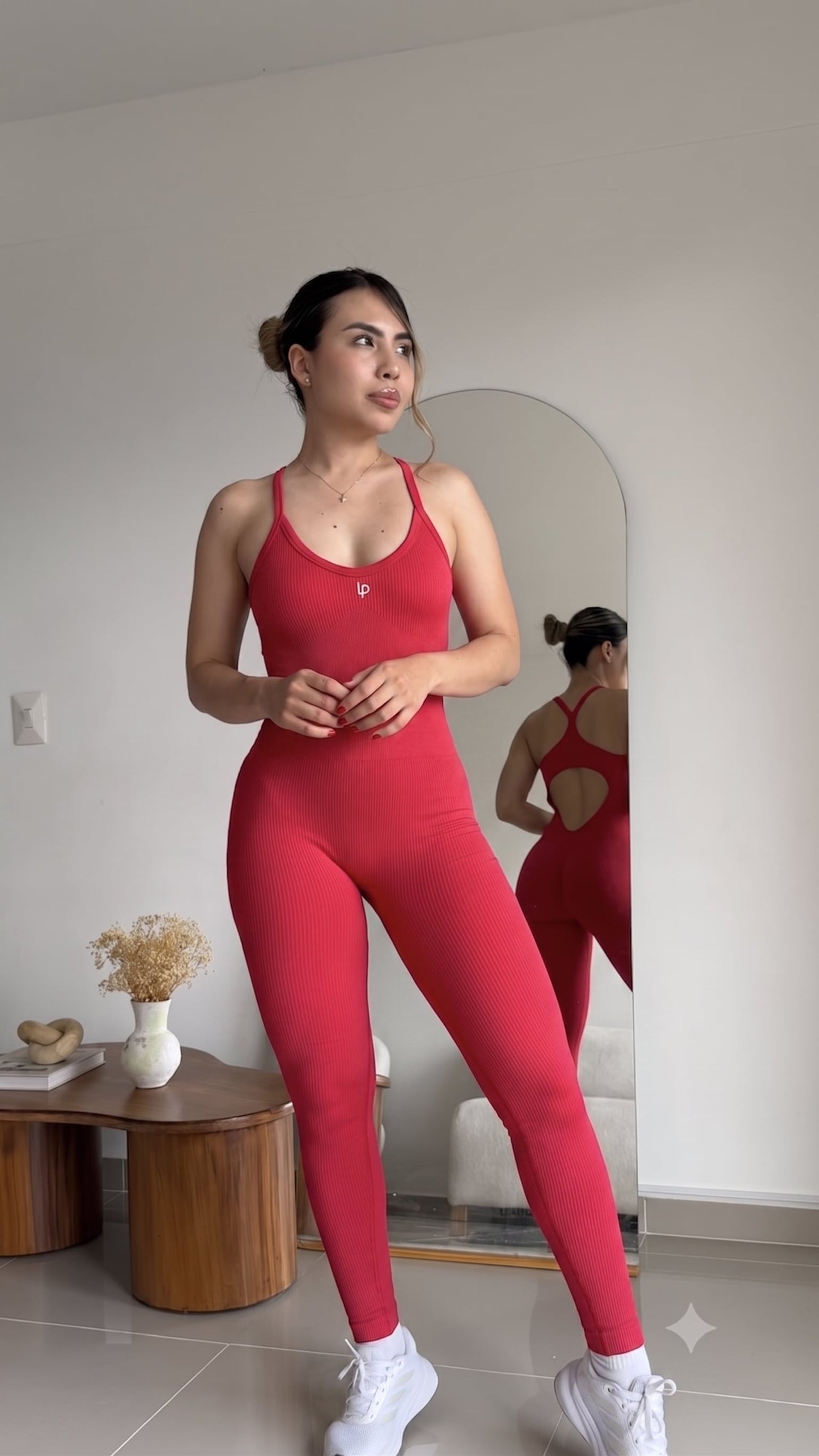 Enterizo Bella - color Rojo - largo - vista 2 - LP Activewear