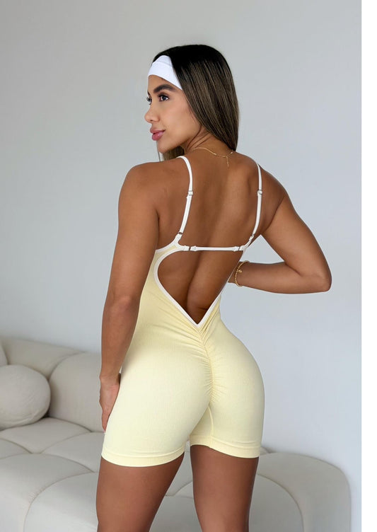 Enterizo Suit Line - color Amarillo - corto - vista 1 - LP Activewear