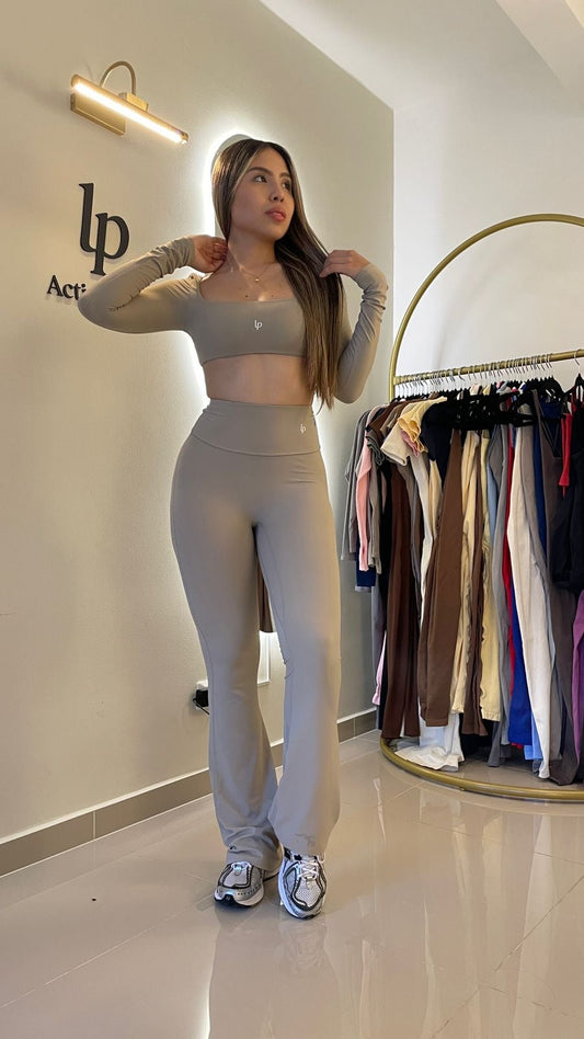 Set Elegance - color Arena - vista 1 - LP Activewear