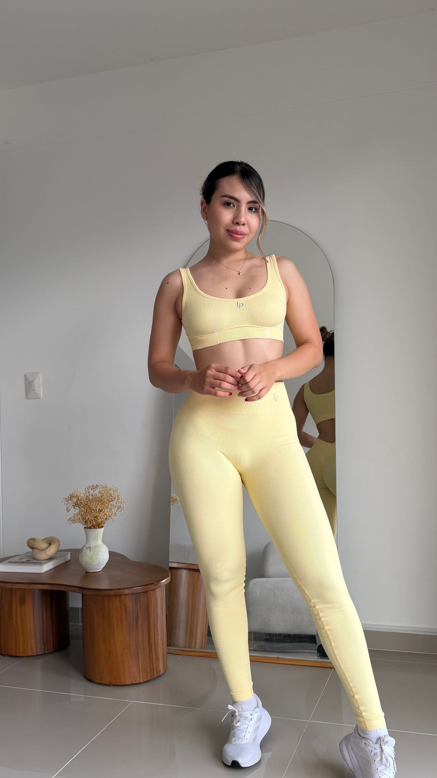 Set Celeste - color Amarillo - vista 2 - LP Activewear