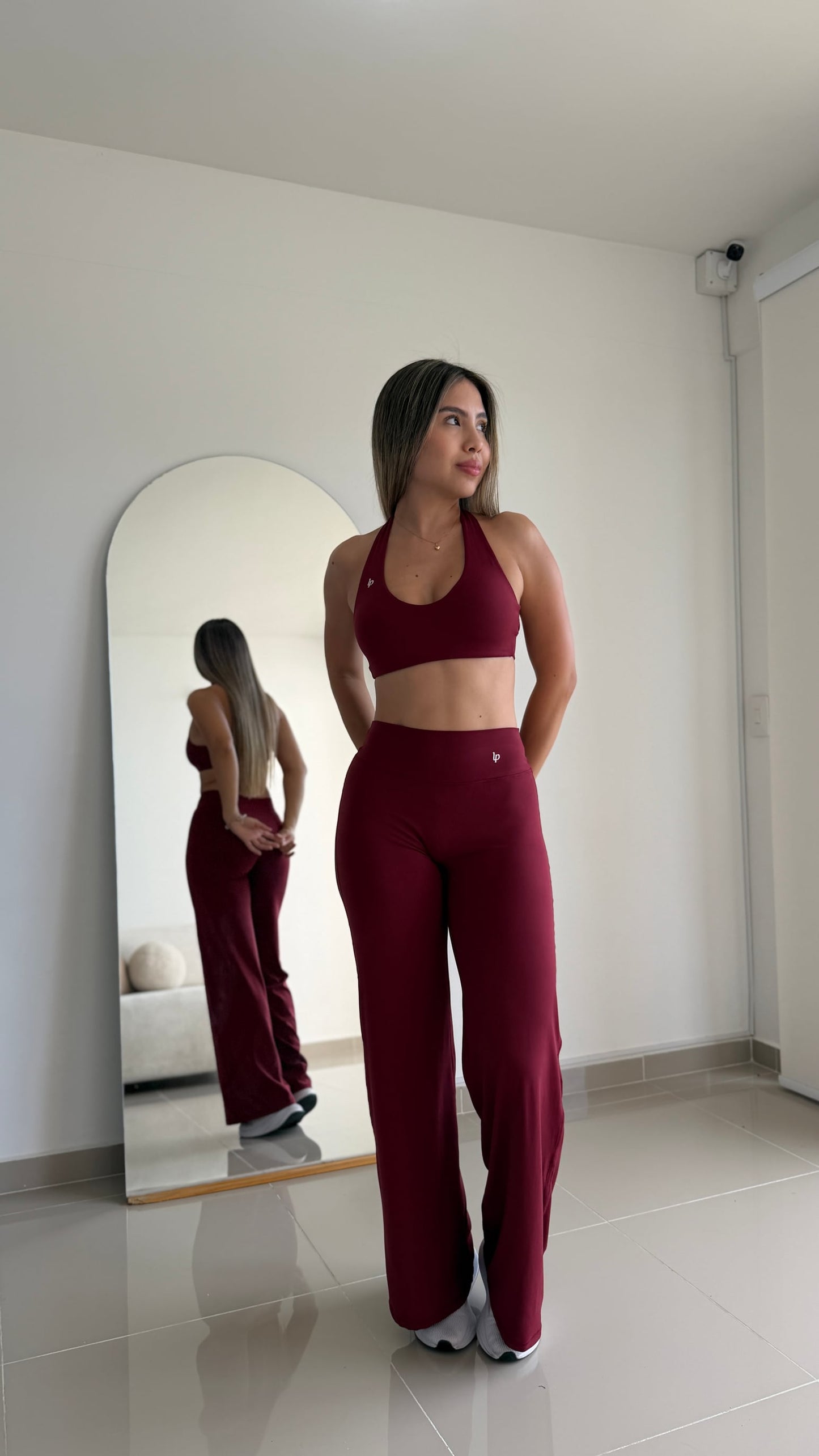 Set Baggy - color Vino - vista 1 - LP Activewear