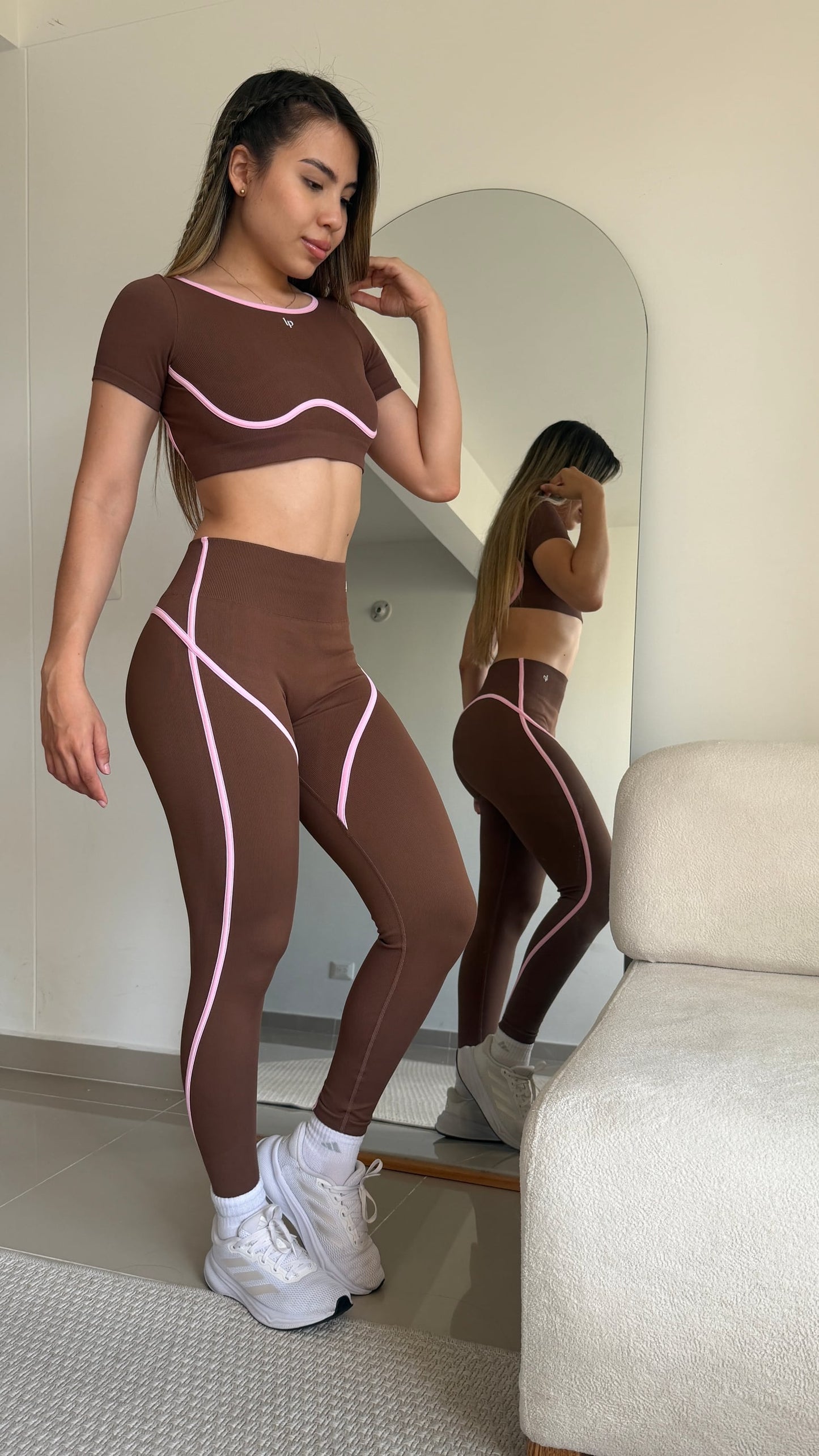 Set Cleo Line - color Café - vista 3 - LP Activewear