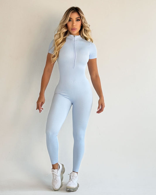 Enterizo MoveSuit Manga Corta - color Azul Bebé - largo - vista 1 - LP Activewear